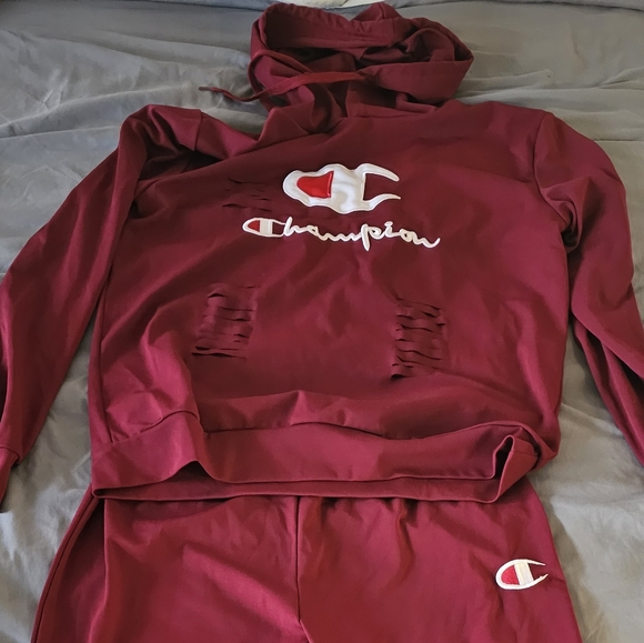 Champion Track Suit - Picture 2 of 4